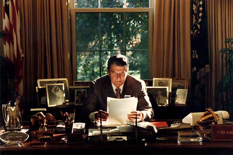 ©2002 Pete Souza