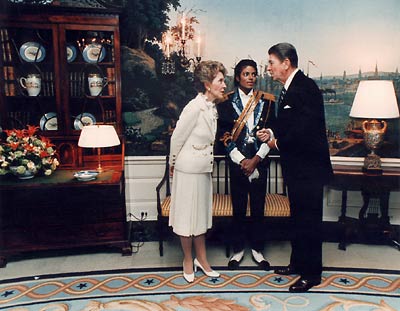 ©2002 Pete Souza